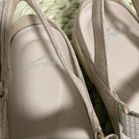 NWOB Dansko Hilda Cream Suede Sporty Maryjane Sneaker - Picture 7 of 9